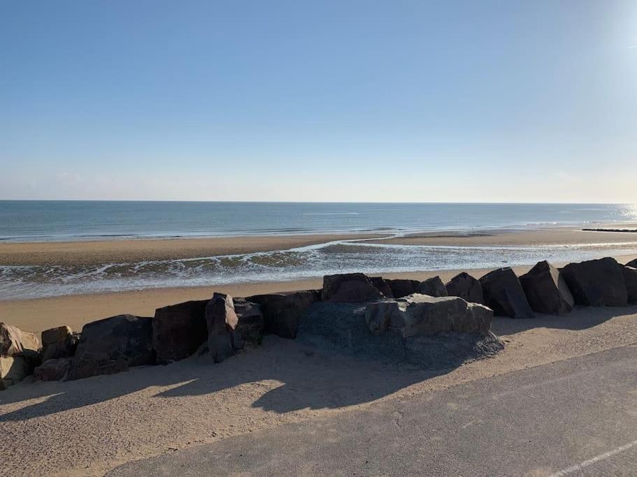 Studio - Balcon - Bord De Mer Courseulles-sur-Mer Buitenkant foto