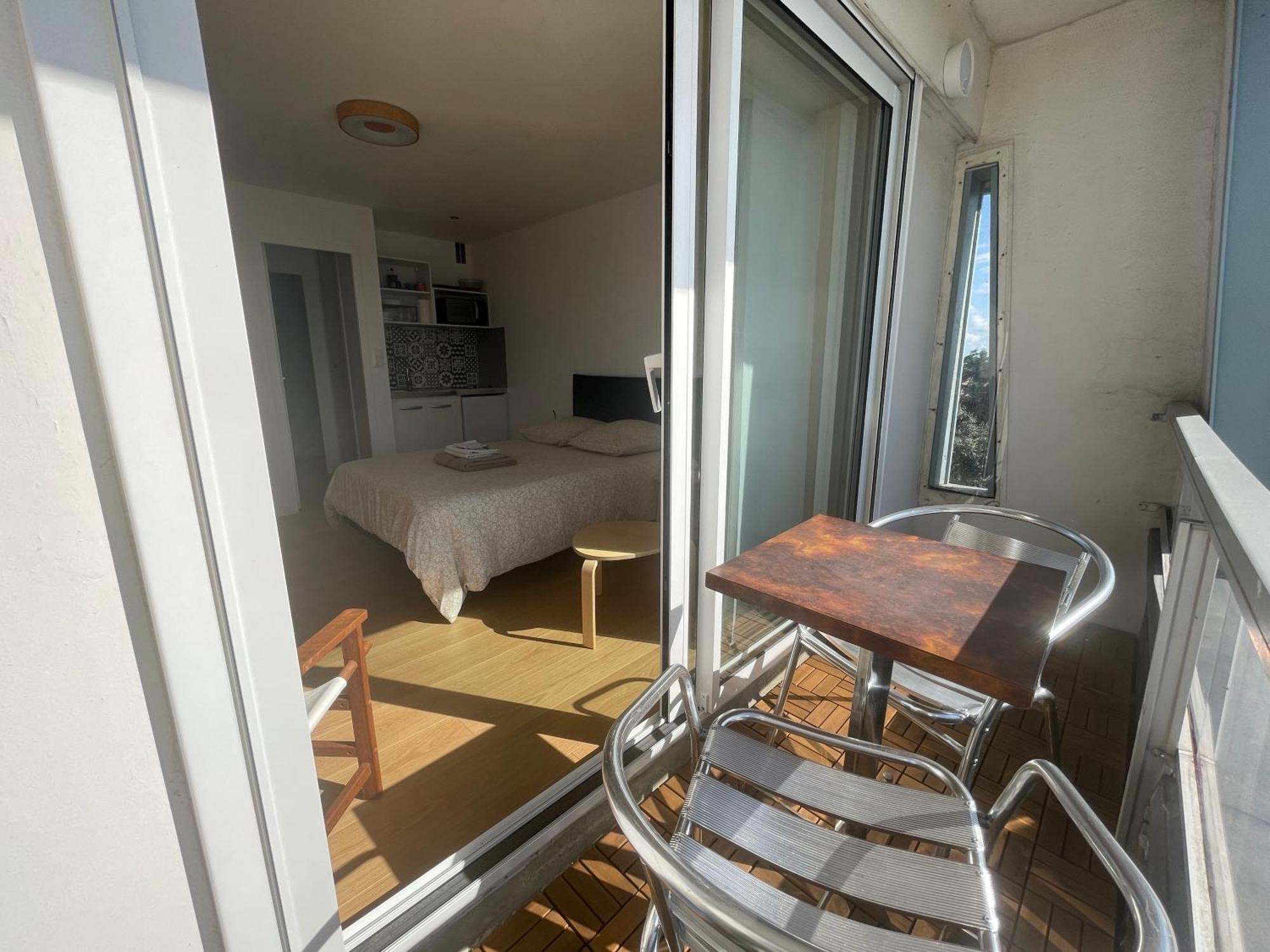 Studio - Balcon - Bord De Mer Courseulles-sur-Mer Buitenkant foto